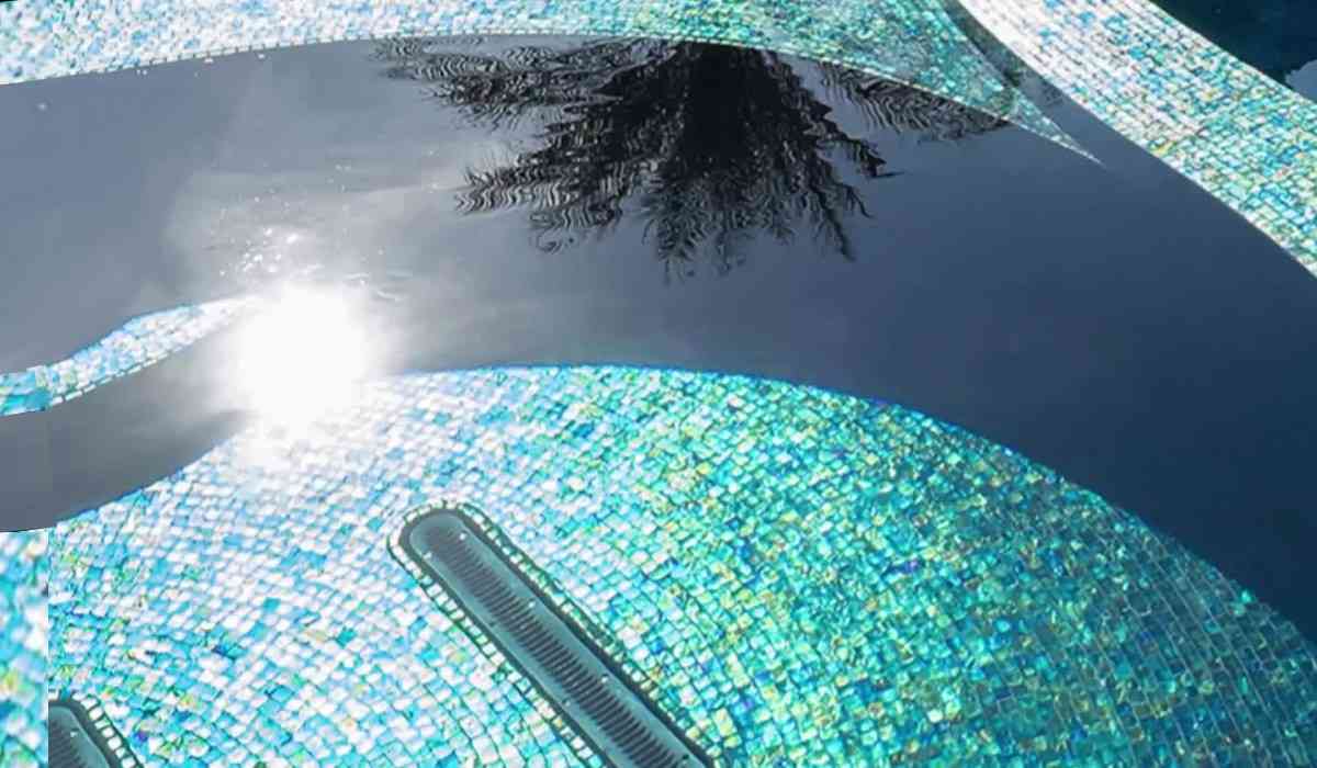  Glass Tile for Pool and Poolside Design + Best Buy Price 