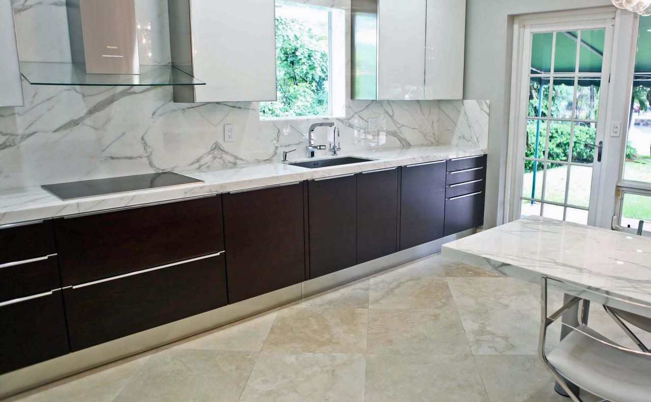  Travertine tiles and slabs bathroom | buy at a cheap price 